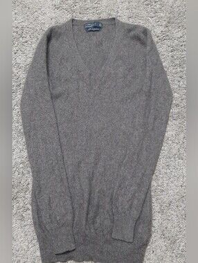 Zara Men's V-Neck Sweater - Gray